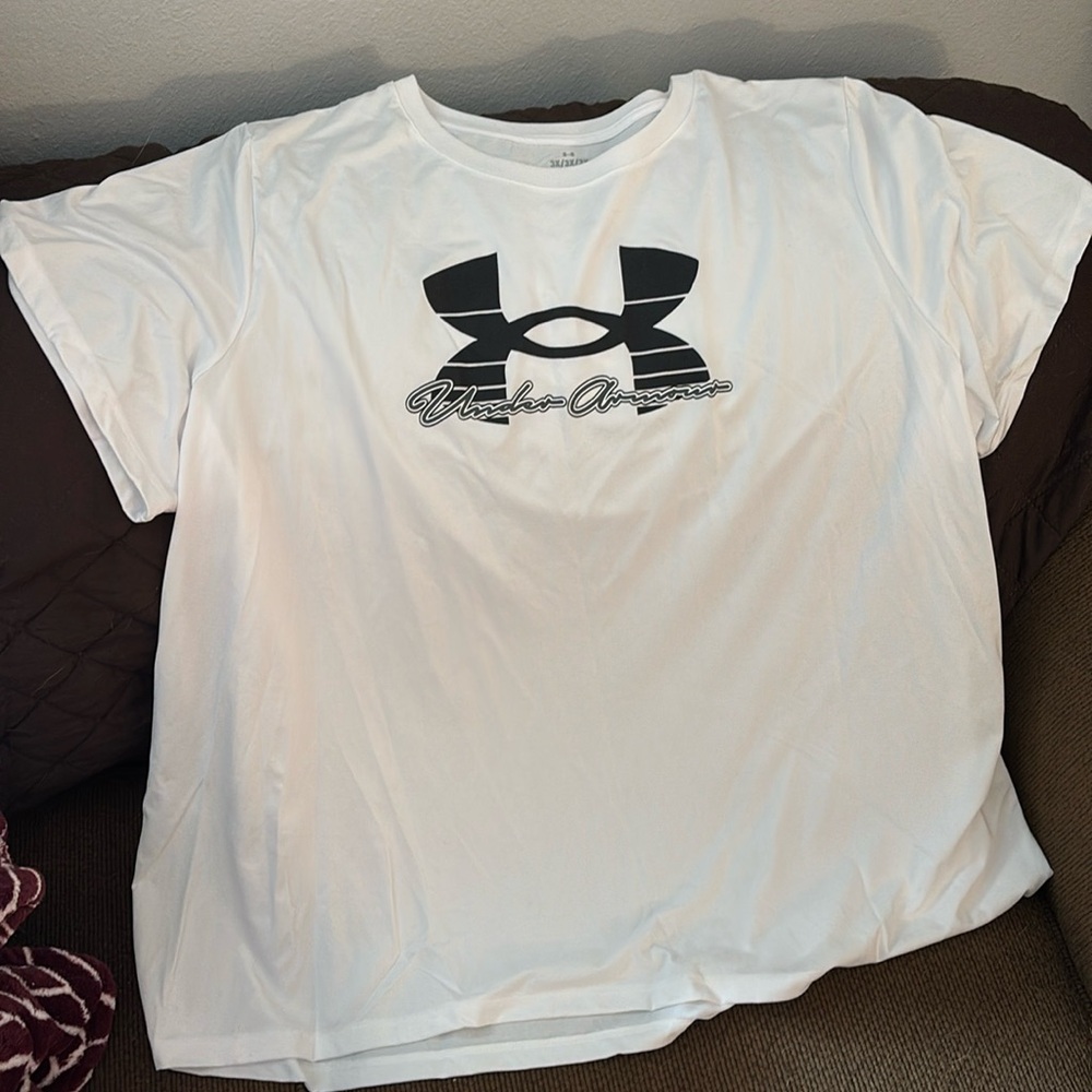 Under armor new white shirt